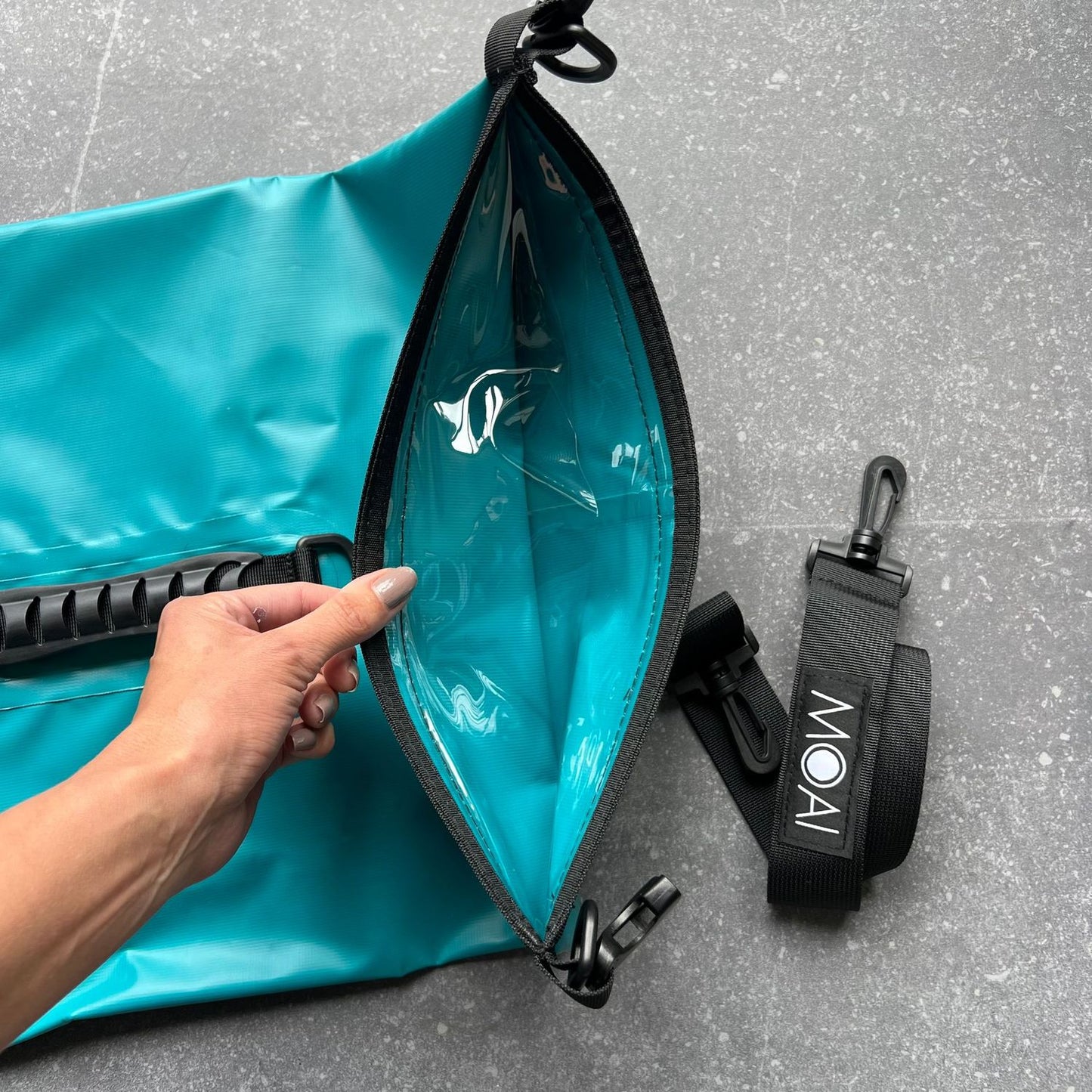binnenkant - moai - rugzak - drybag - petsandbags - wima